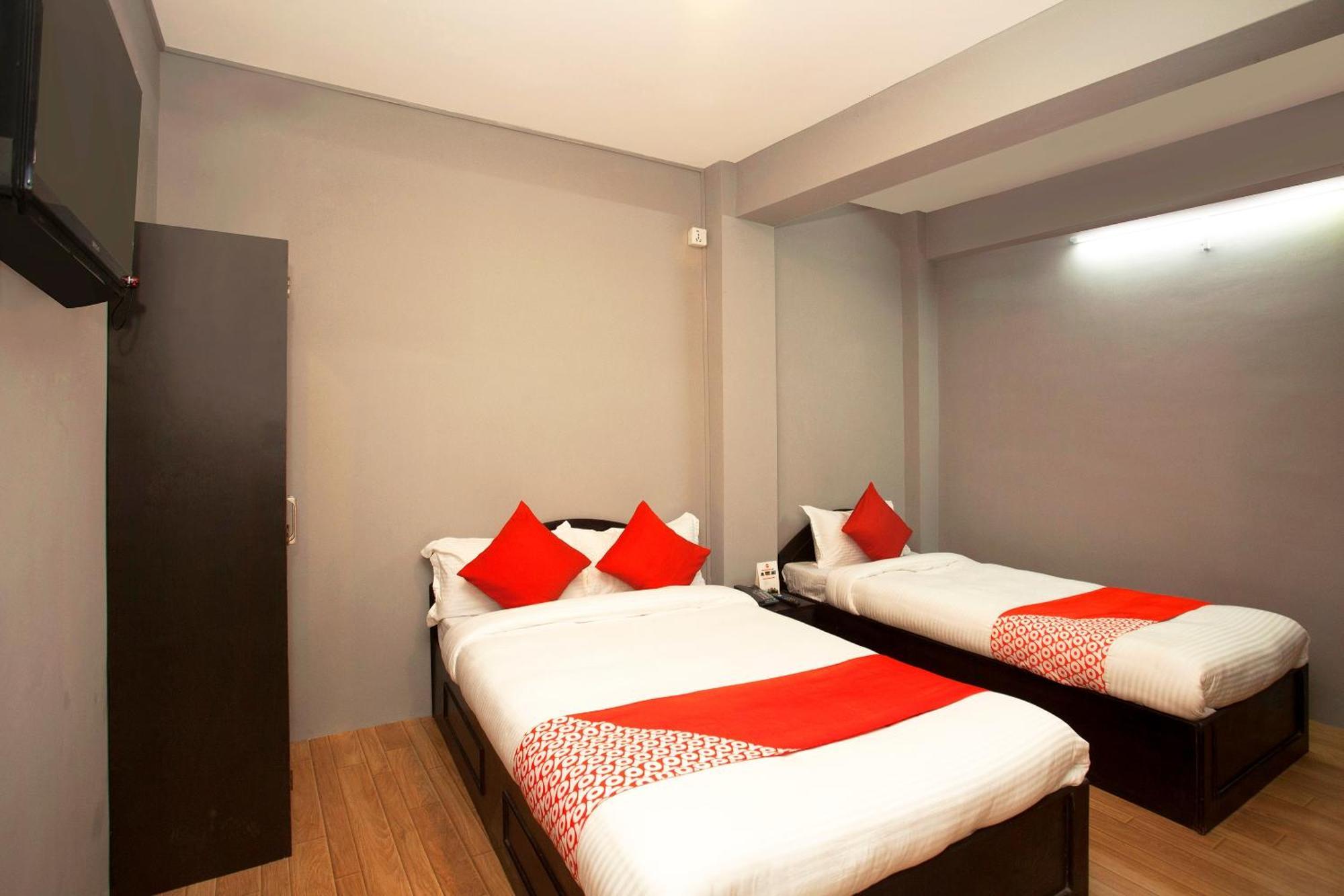 Oyo 587 Hotel Tradition Inn Kathmandu Bagian luar foto