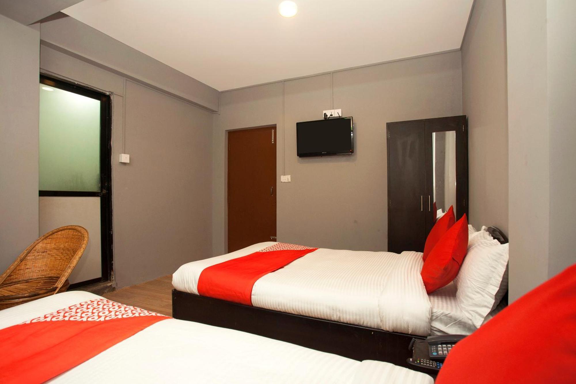 Oyo 587 Hotel Tradition Inn Kathmandu Bagian luar foto