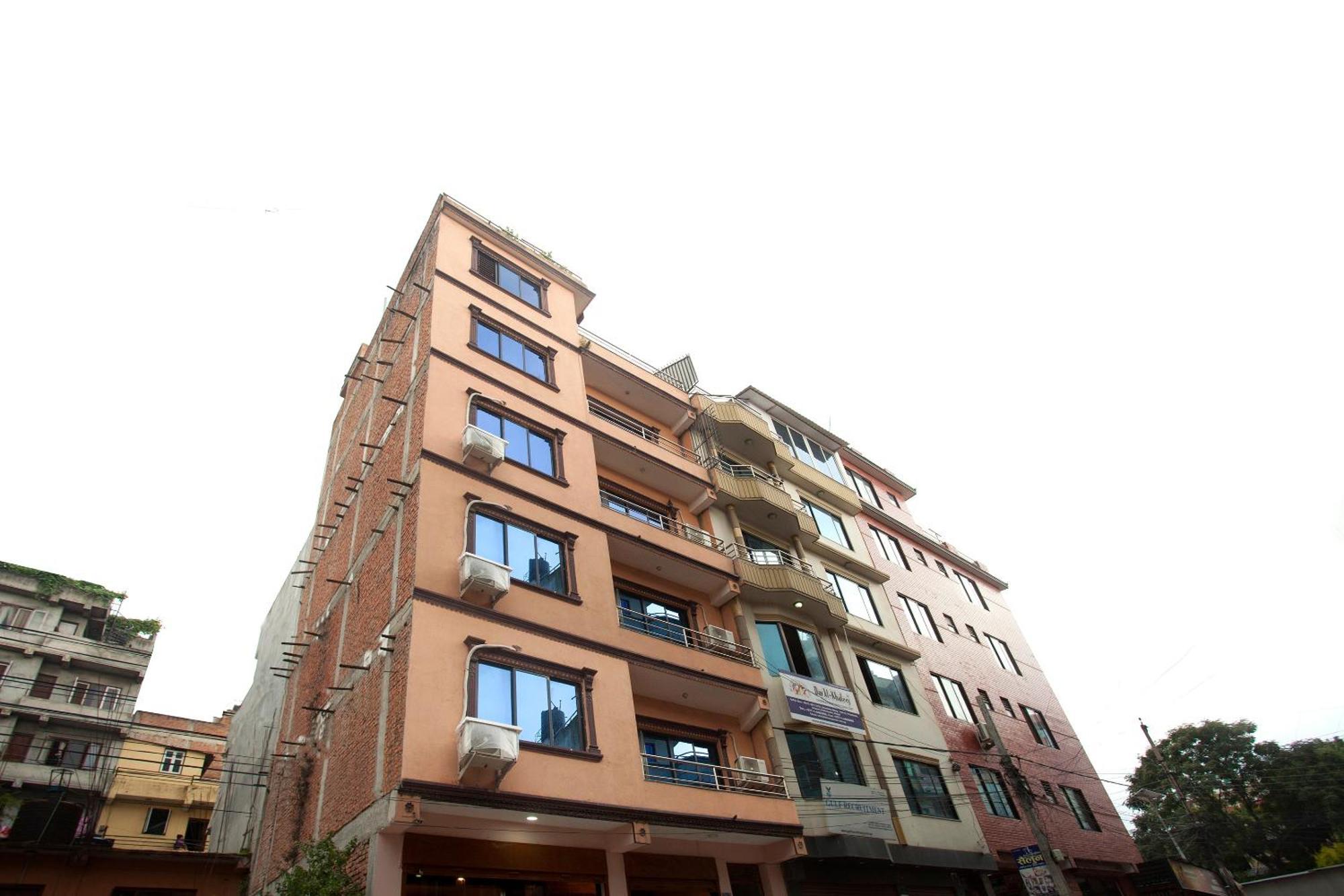Oyo 587 Hotel Tradition Inn Kathmandu Bagian luar foto