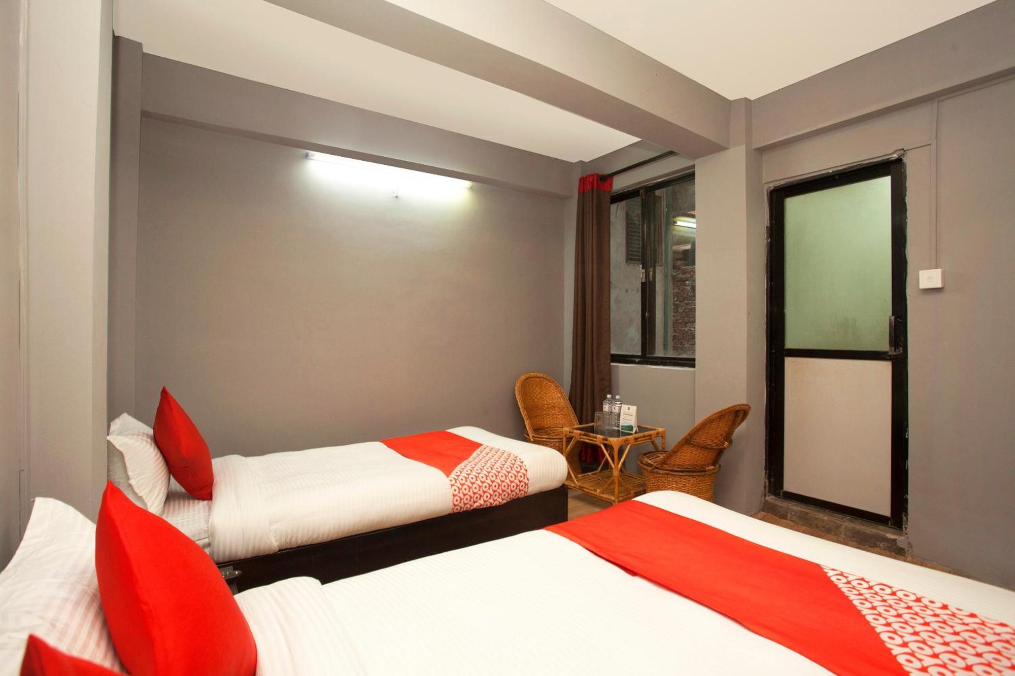 Oyo 587 Hotel Tradition Inn Kathmandu Bagian luar foto